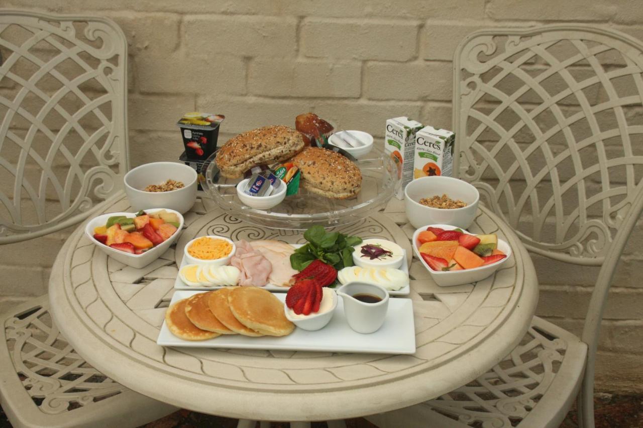 Bed and Breakfast The Plantation à Port Elizabeth Extérieur photo
